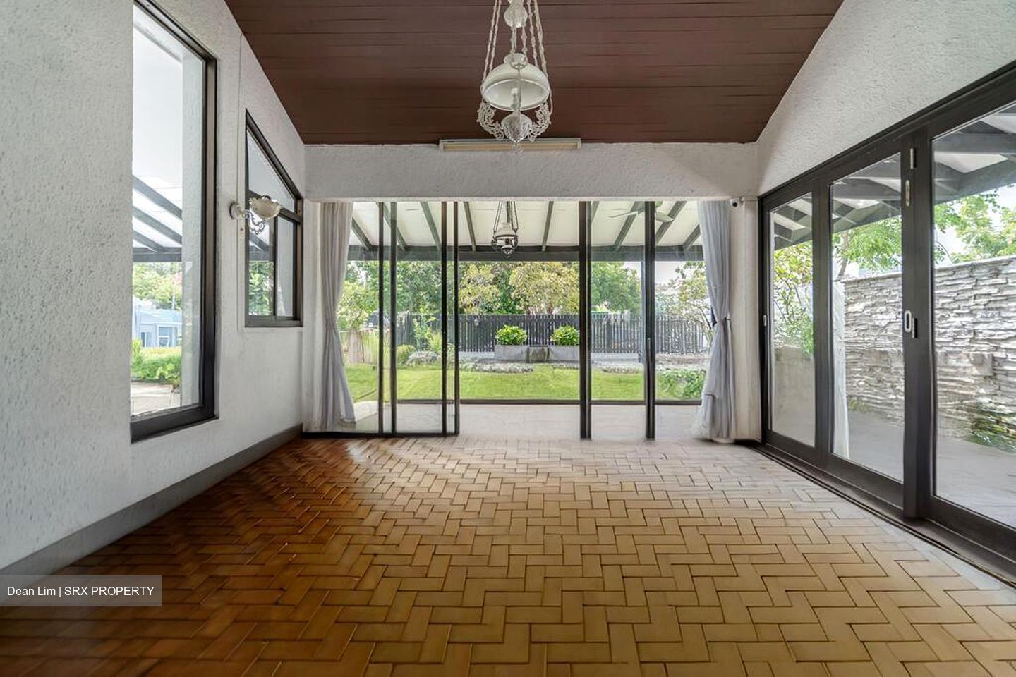 Daisy Avenue (D13), Detached #506400221